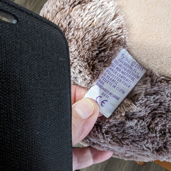 The Beanie Balls Collection. TY. Hedgehog.2011. 100% tysilk. 8 inches. - Picture 7 of 7